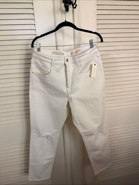 Pilcro and the Letterpress Women’s White Boyfriend Jeans